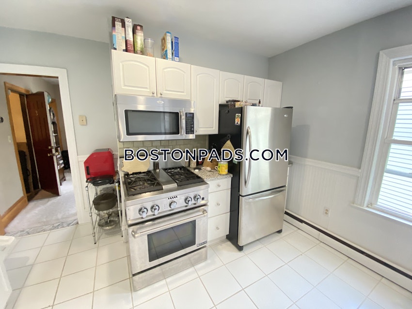 BOSTON - FORT HILL - 2 Beds, 1 Bath - Image 1