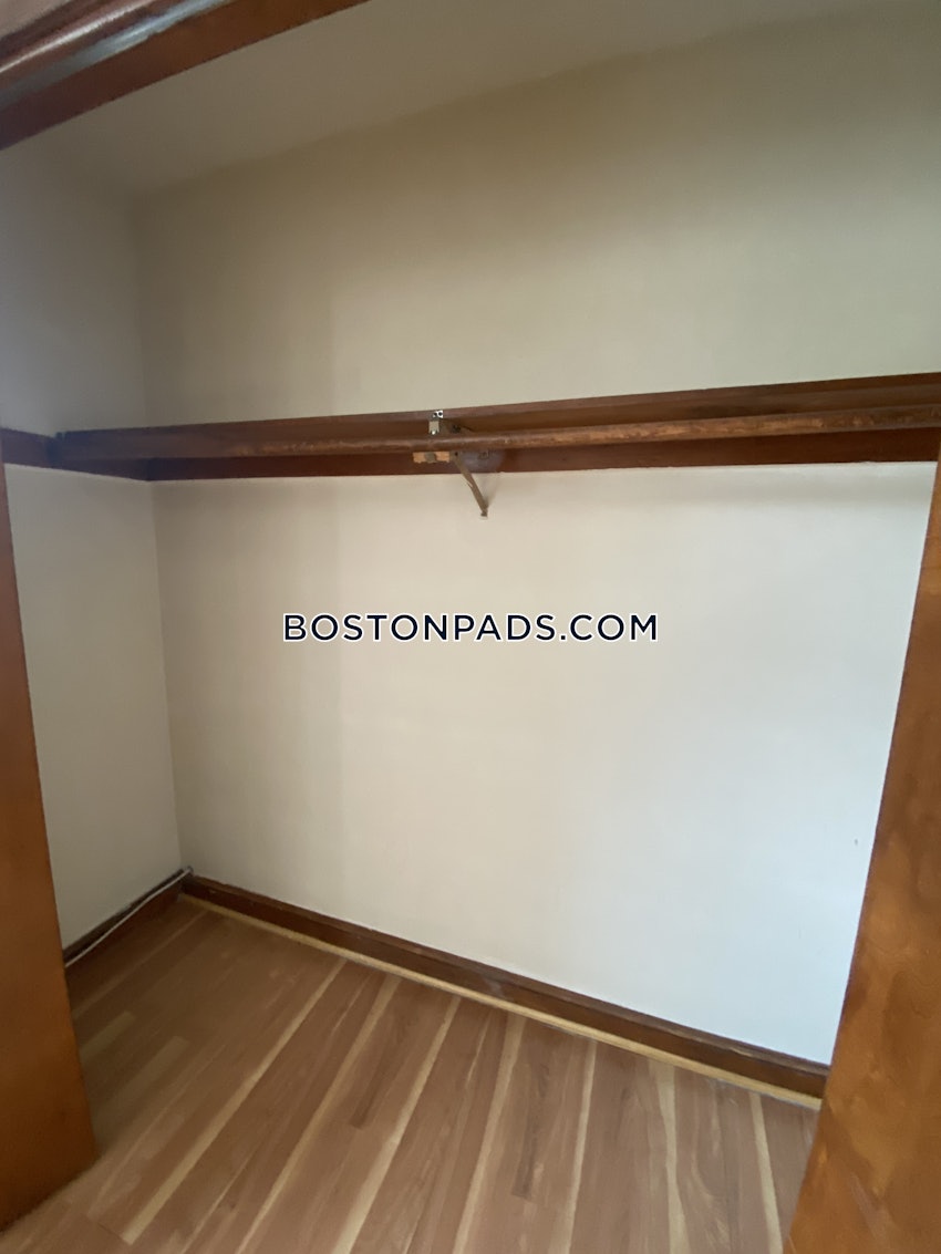 BOSTON - CHARLESTOWN - 2 Beds, 1 Bath - Image 10