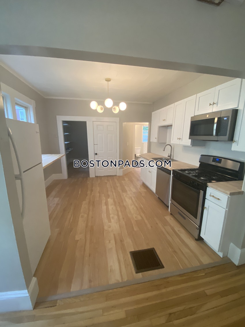 MALDEN - 3 Beds, 1 Bath - Image 1