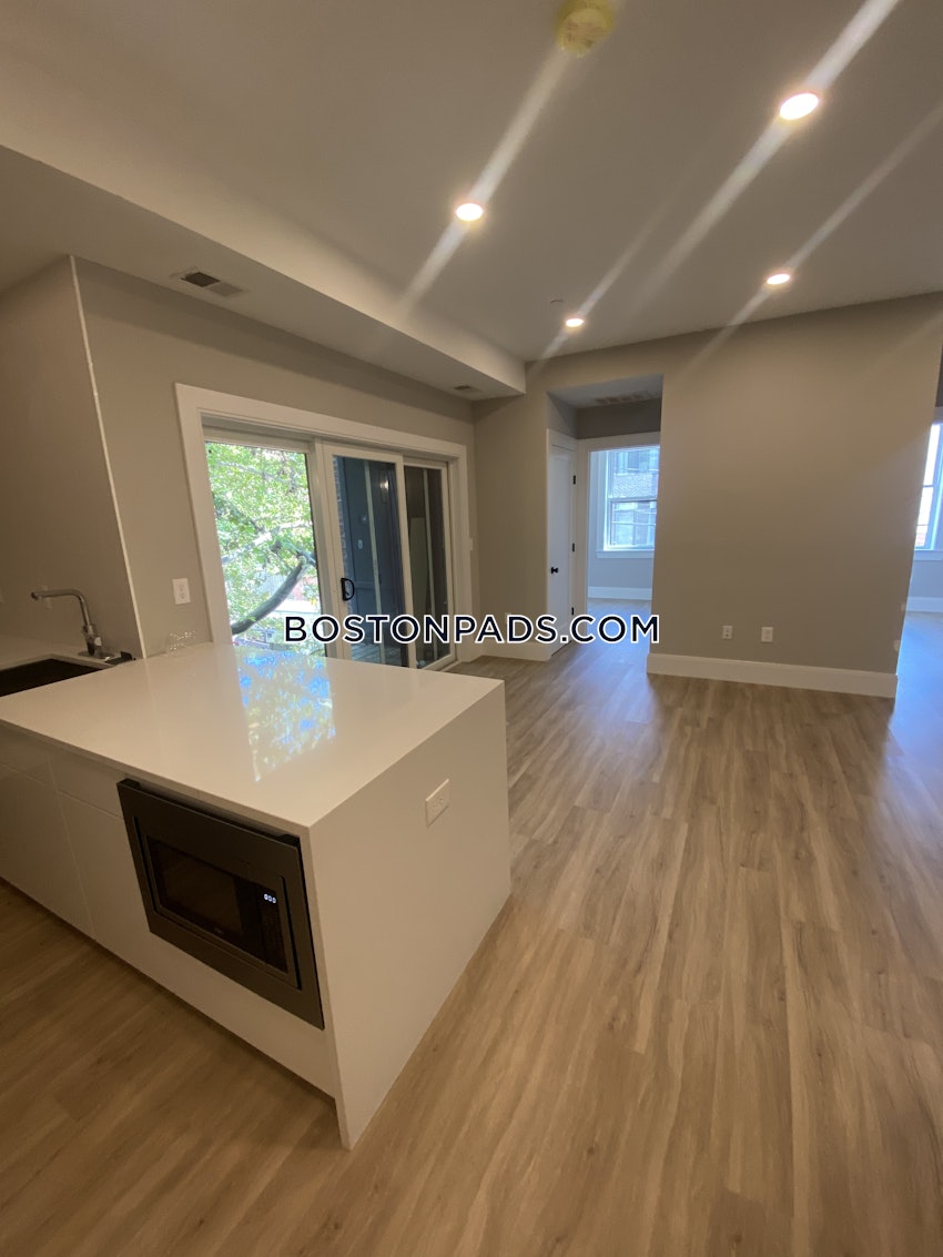 BOSTON - EAST BOSTON - JEFFRIES POINT - 3 Beds, 2 Baths - Image 3