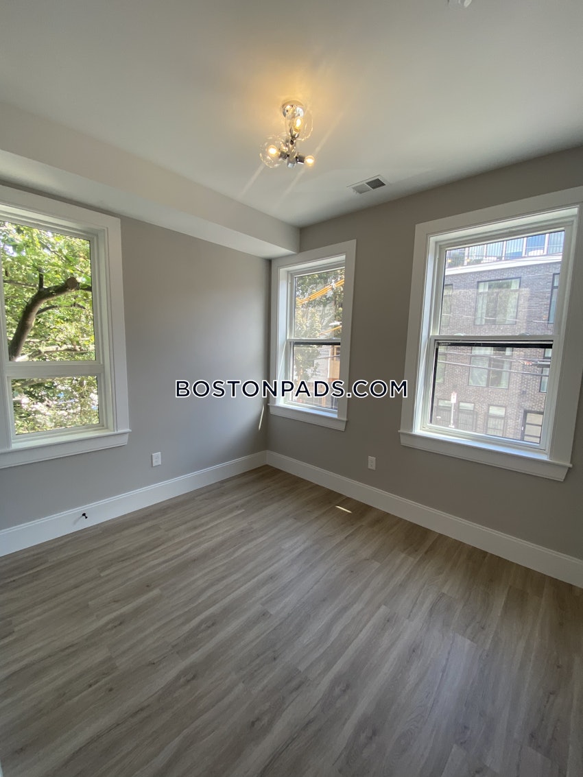 BOSTON - EAST BOSTON - JEFFRIES POINT - 3 Beds, 2 Baths - Image 8