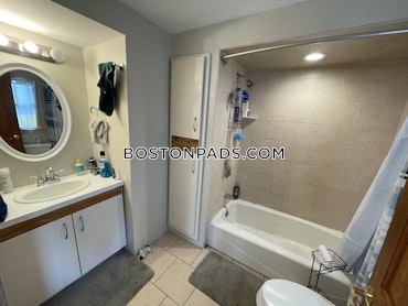 Boston - 3 Beds, 1 Baths