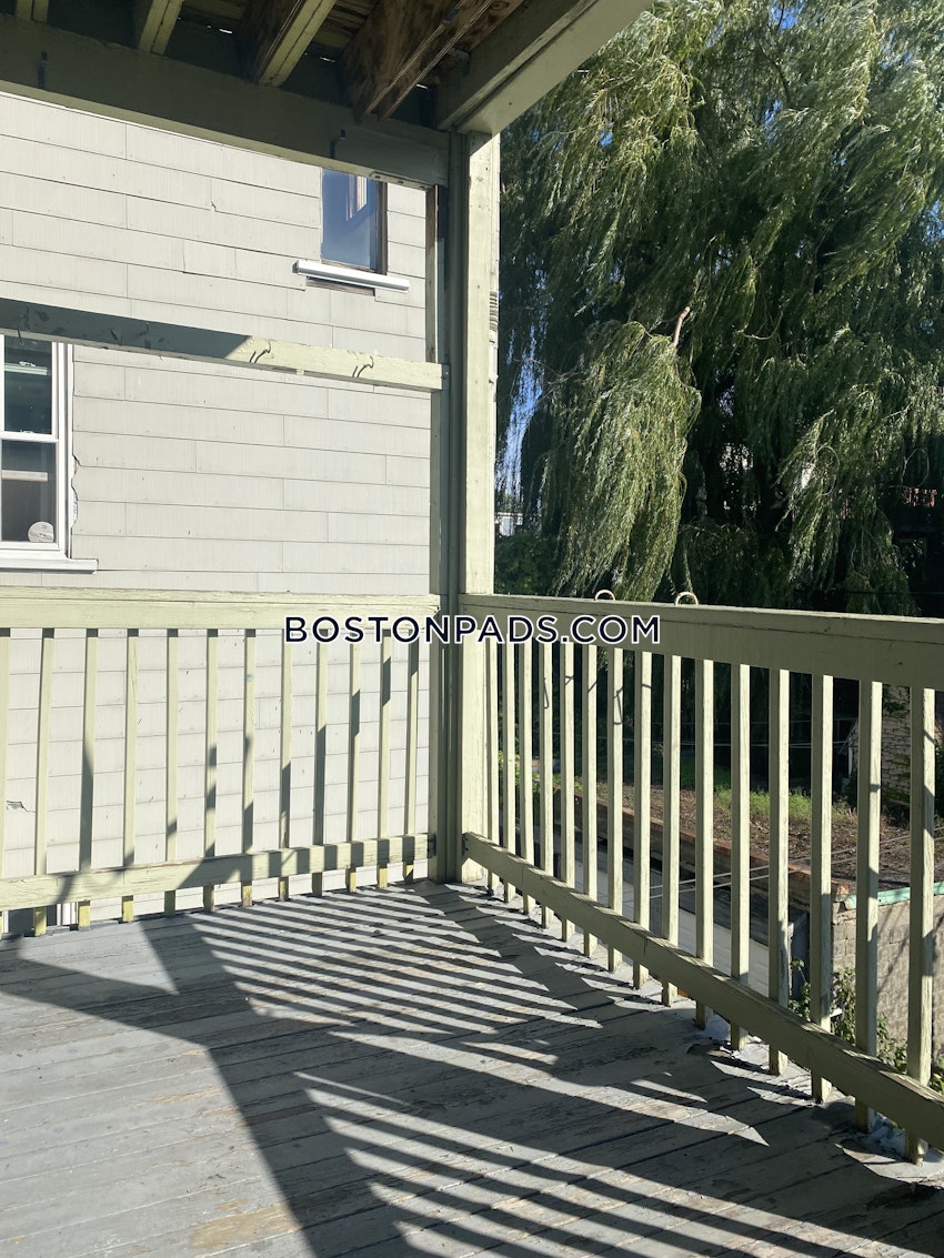 BOSTON - DORCHESTER/SOUTH BOSTON BORDER - 2 Beds, 1 Bath - Image 2