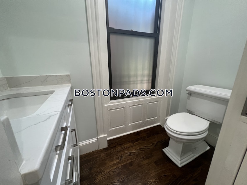 BOSTON - BACK BAY - 2 Beds, 2.5 Baths - Image 11