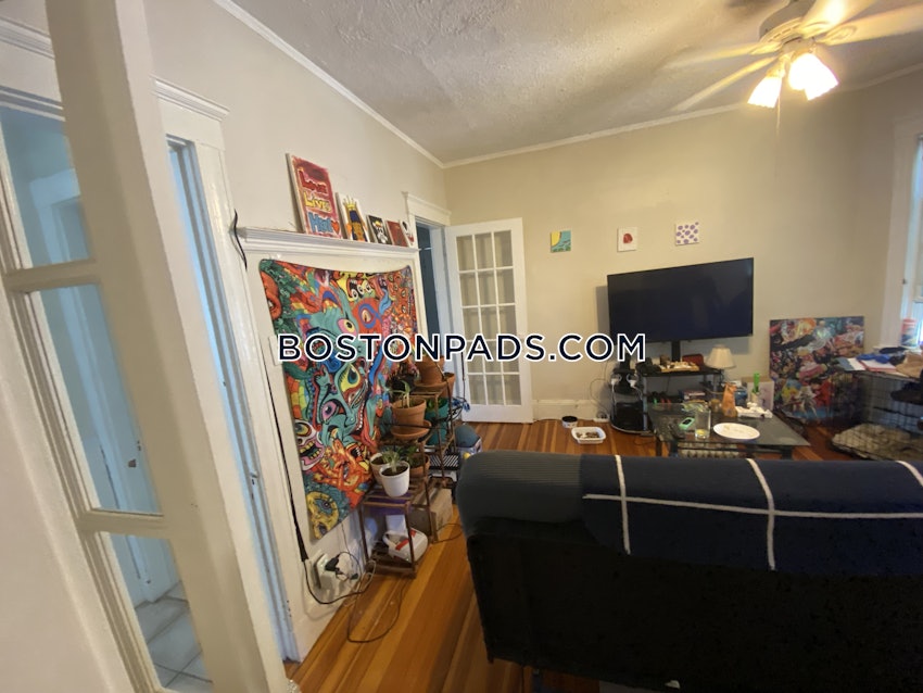 BOSTON - DORCHESTER - UPHAMS CORNER - 3 Beds, 1 Bath - Image 7