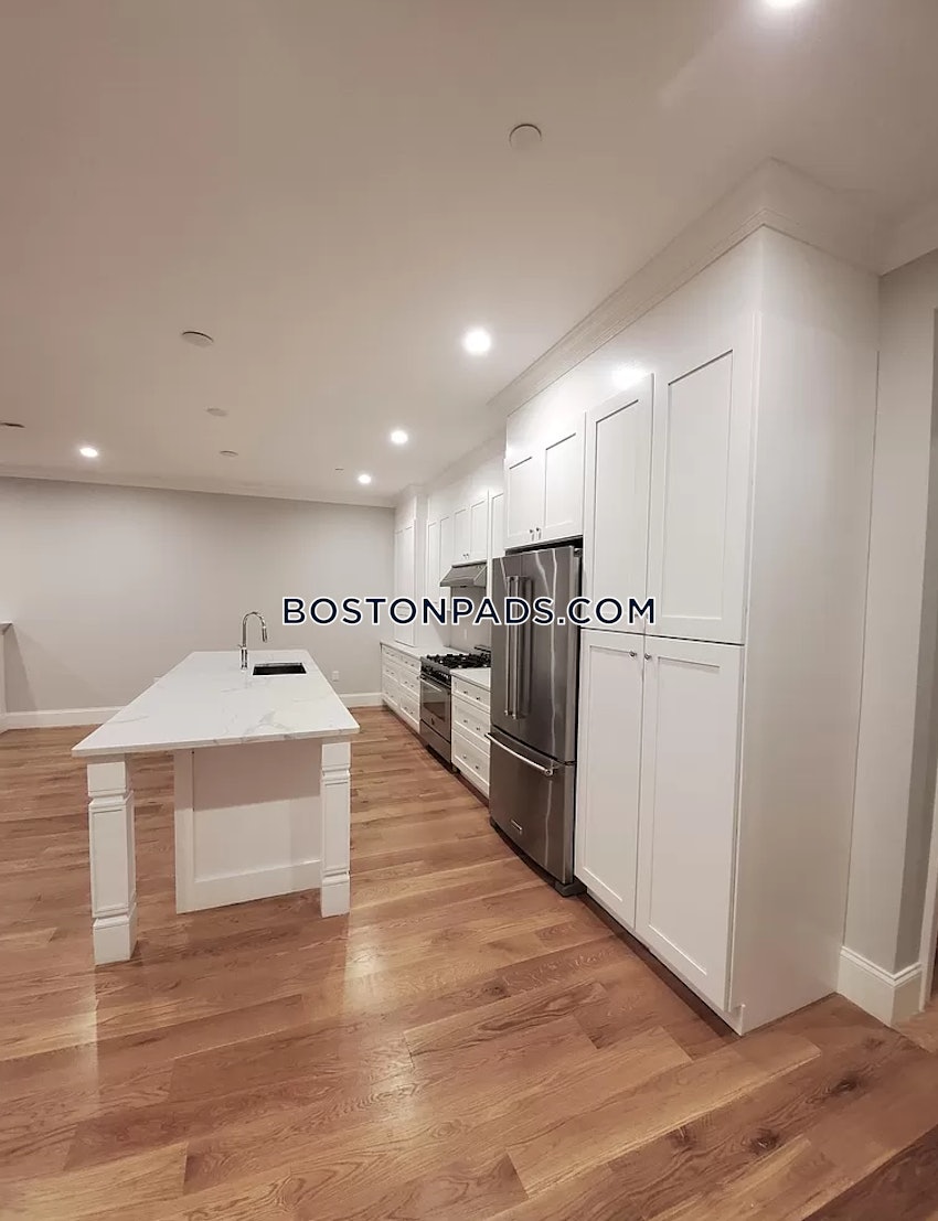 BOSTON - SOUTH BOSTON - ANDREW SQUARE - 3 Beds, 3.5 Baths - Image 1