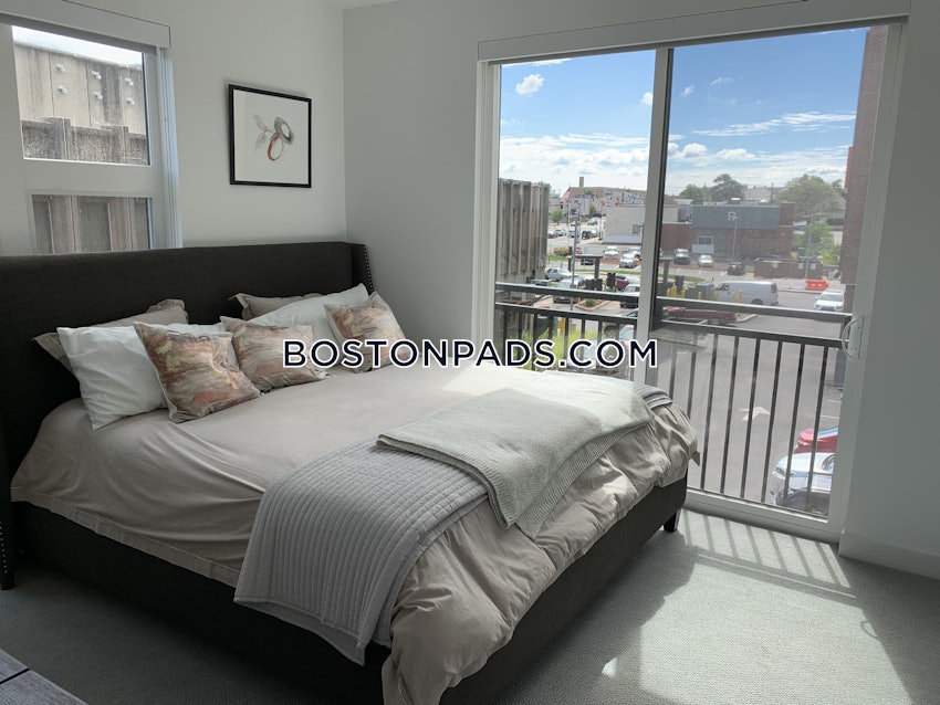 QUINCY - NORTH QUINCY - 2 Beds, 2 Baths - Image 3