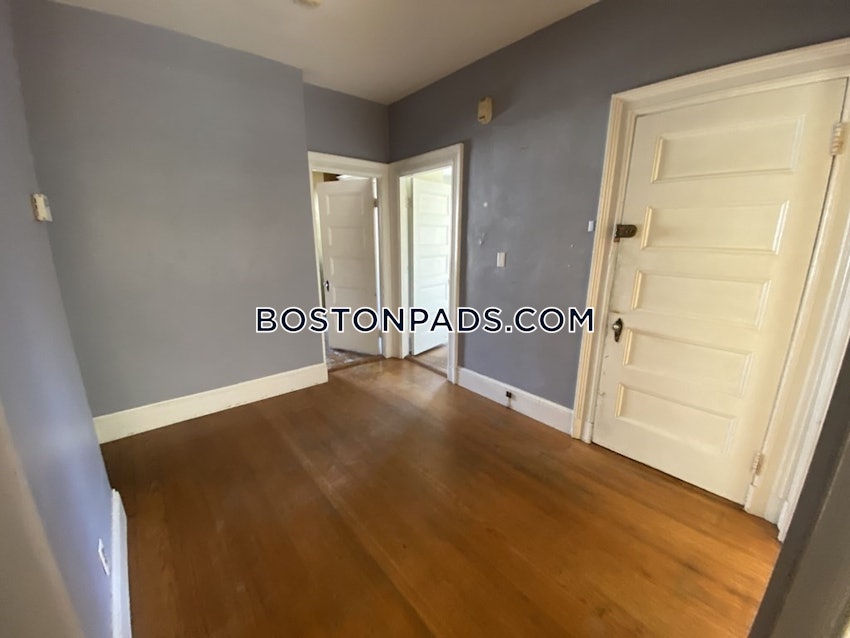 BOSTON - JAMAICA PLAIN - STONY BROOK - 4 Beds, 1 Bath - Image 2