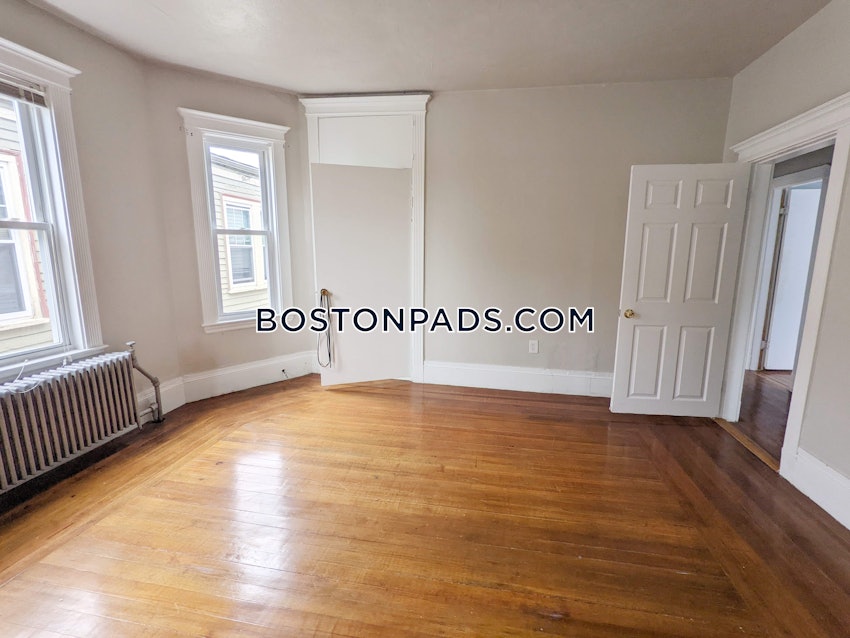 BOSTON - DORCHESTER - CENTER - 4 Beds, 1 Bath - Image 10