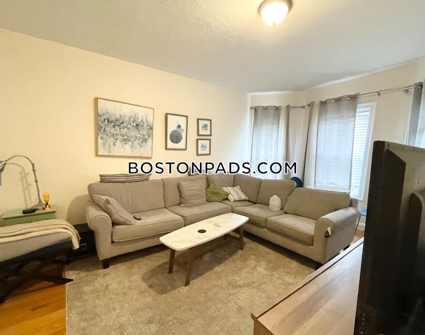 BOSTON - DORCHESTER/SOUTH BOSTON BORDER - 3 Beds, 1 Bath - Image 7