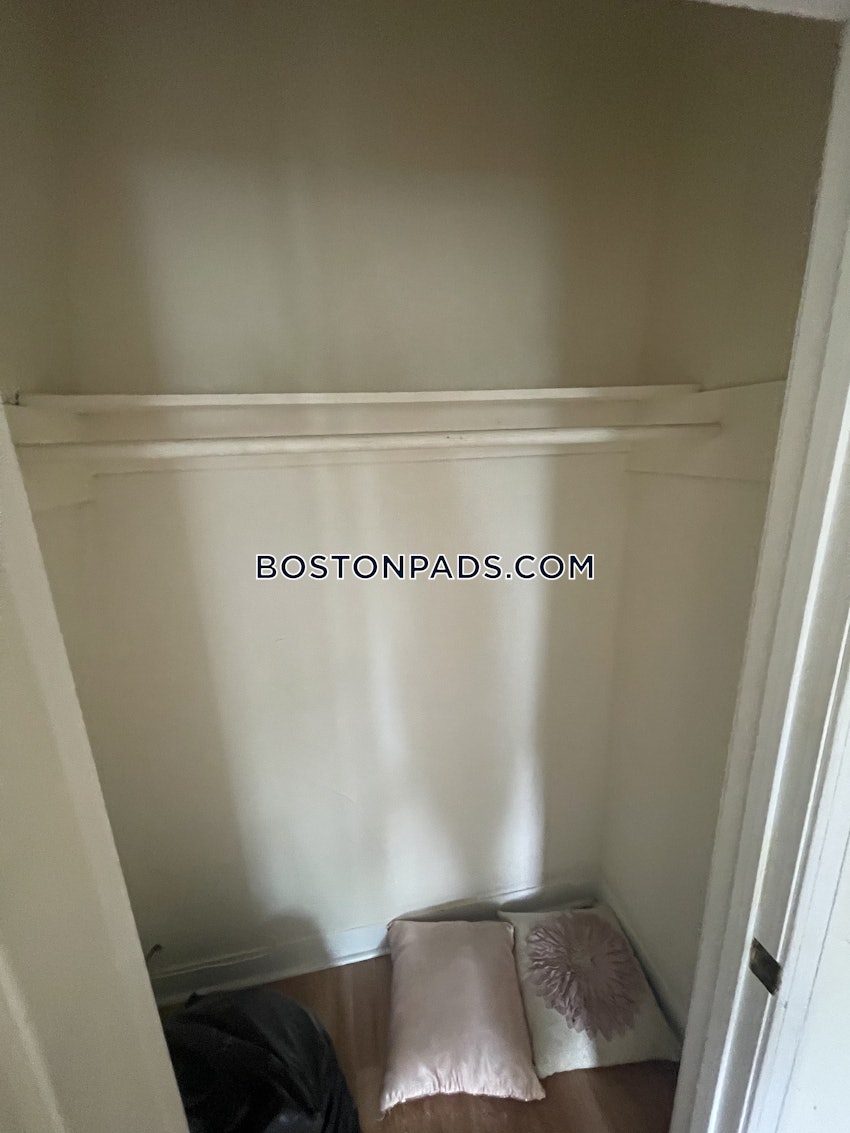 BOSTON - ROXBURY - 2 Beds, 1 Bath - Image 7