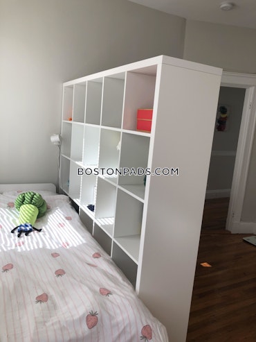 Boston - 0 Beds, 1 Baths