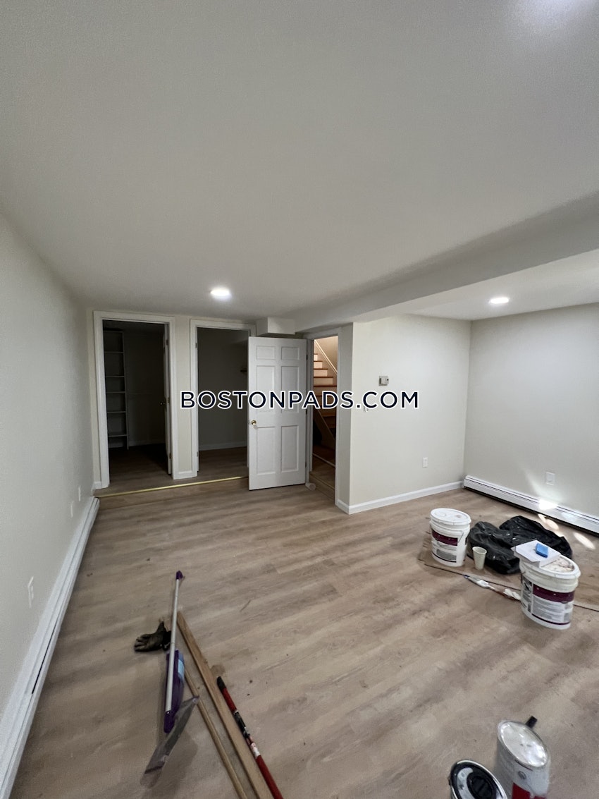 BOSTON - SOUTH BOSTON - ANDREW SQUARE - 2 Beds, 2 Baths - Image 11