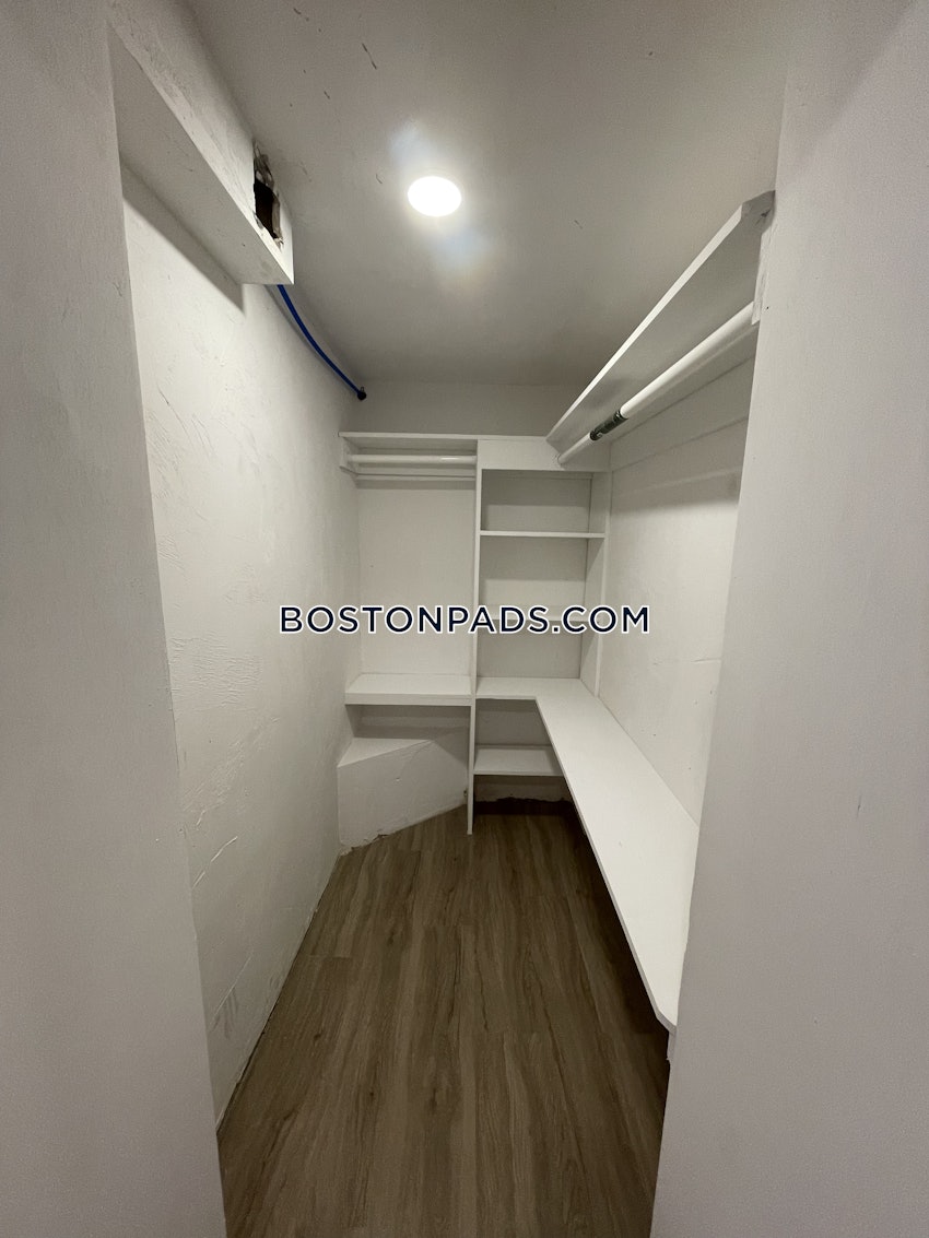 BOSTON - EAST BOSTON - JEFFRIES POINT - 4 Beds, 3 Baths - Image 22