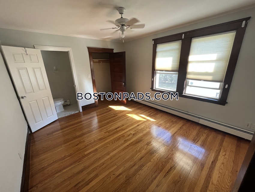 CAMBRIDGE - MT. AUBURN/BRATTLE/ FRESH POND - 2 Beds, 1.5 Baths - Image 9