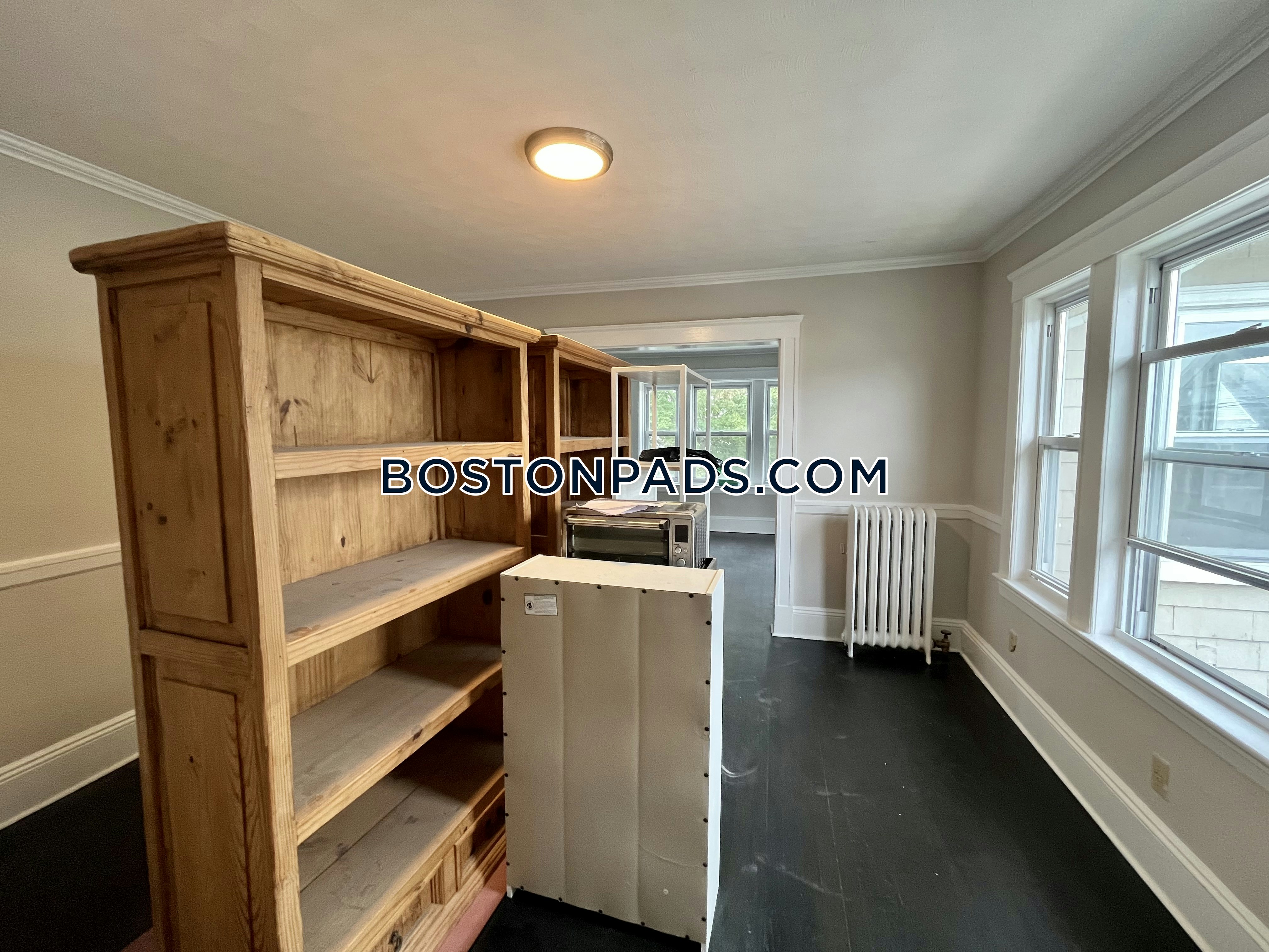 Tufts, Somerville, MA - 5 Beds, 2 Baths - $6,750 - ID#6136218