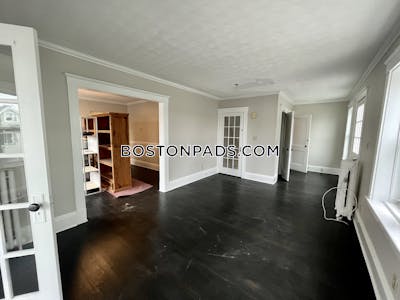 Somerville 5 Bed 2 Bath SOMERVILLE  Tufts - $6,620