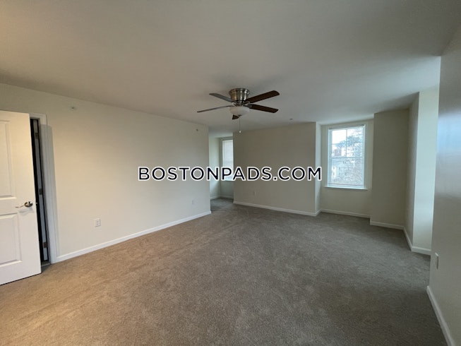 Boston - $4,600+ /mo