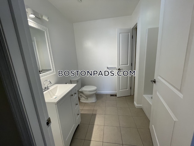 Boston - $4,600+ /mo