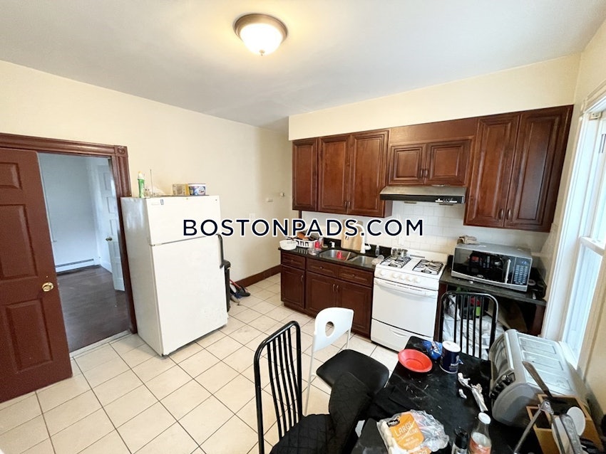 BOSTON - DORCHESTER - SAVIN HILL - 3 Beds, 1.5 Baths - Image 2