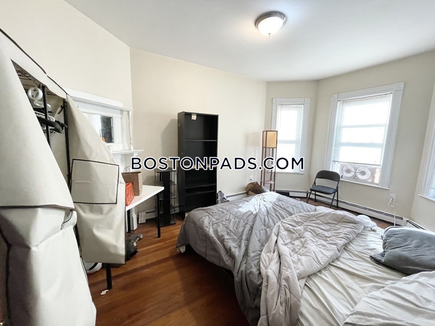 BOSTON - DORCHESTER - SAVIN HILL - 3 Beds, 1.5 Baths - Image 8