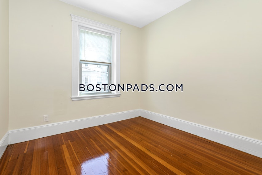 BOSTON - BRIGHTON - OAK SQUARE - 3 Beds, 1 Bath - Image 13