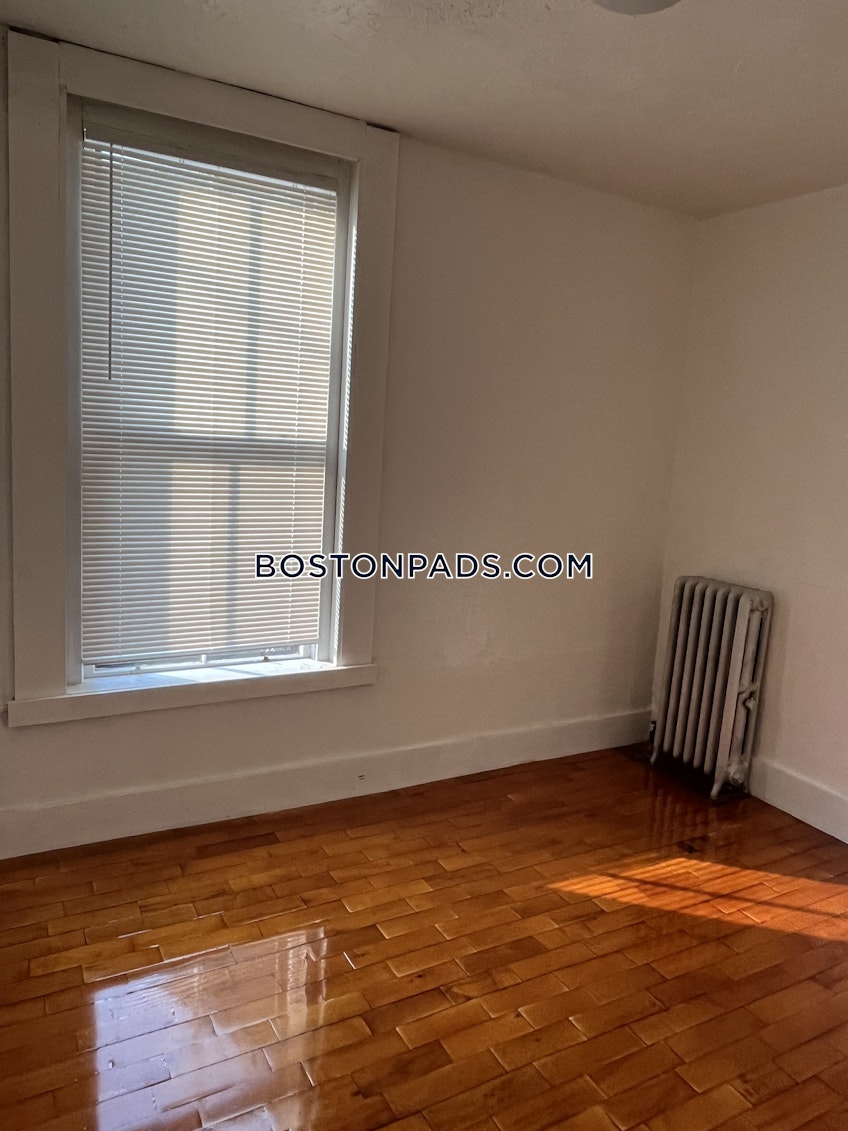 Boston - $3,300+ /month