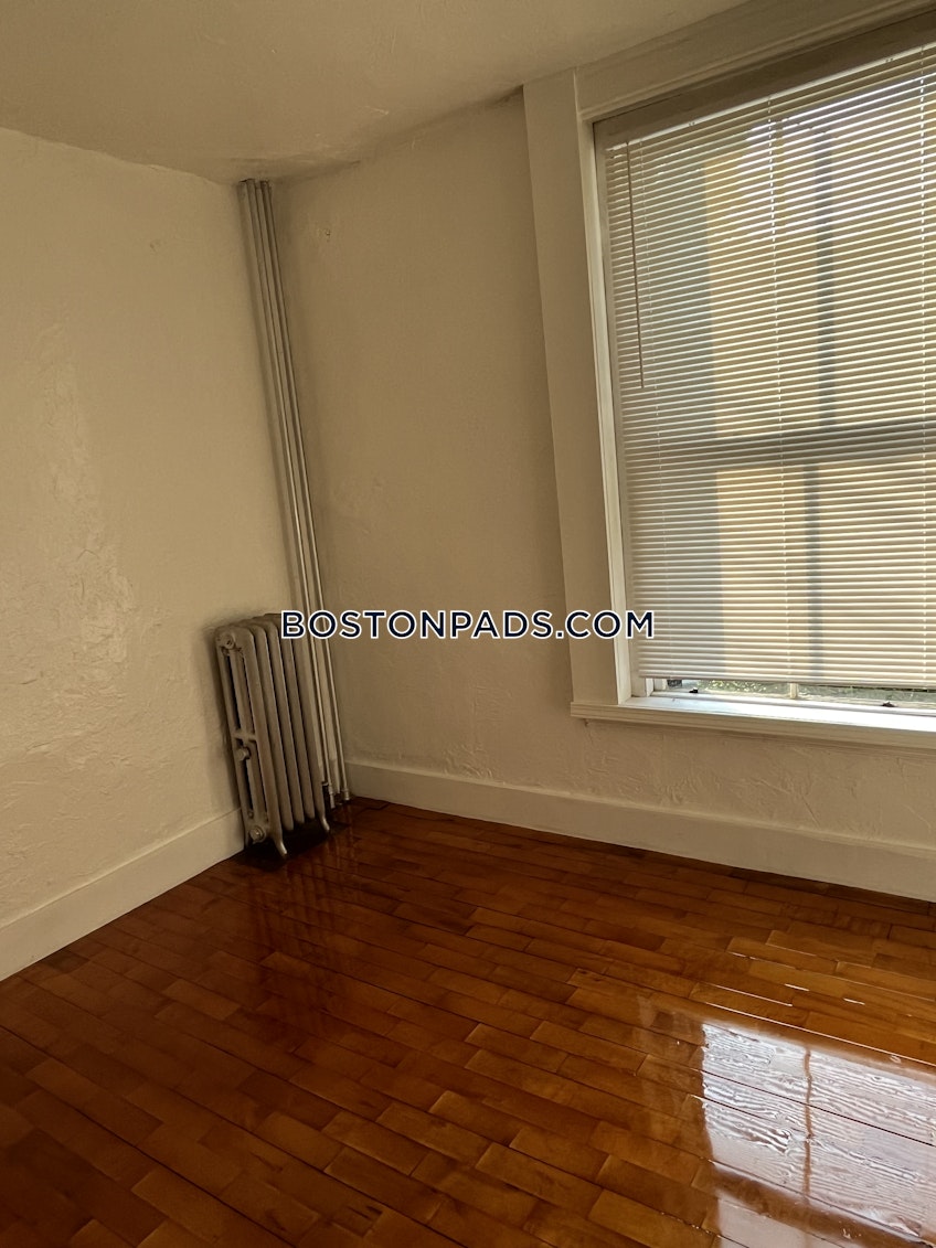 Boston - $3,300+ /month