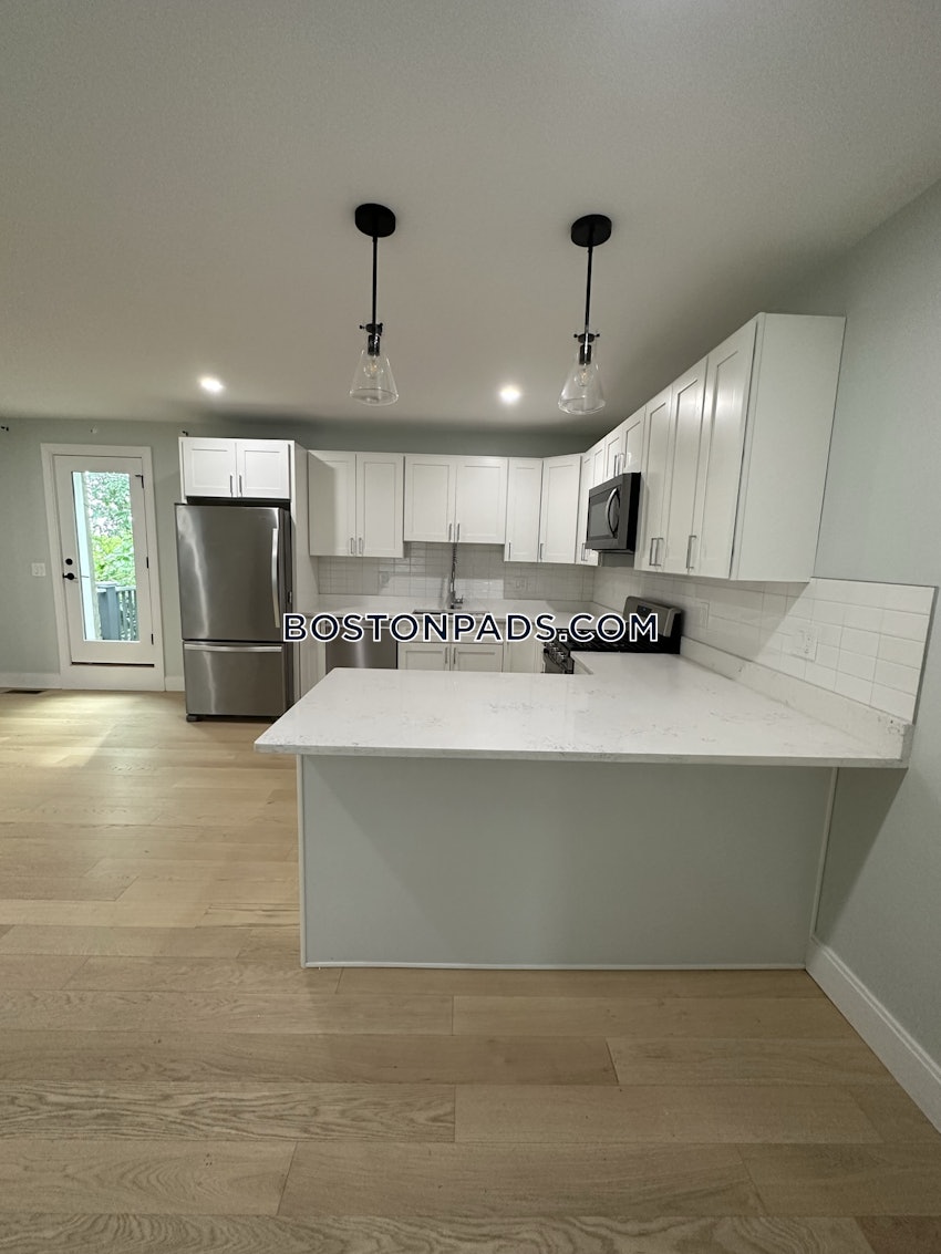 BOSTON - EAST BOSTON - ORIENT HEIGHTS - 2 Beds, 1.5 Baths - Image 3