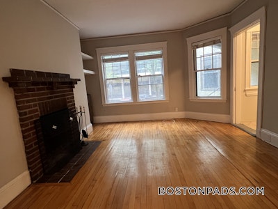 Cambridge 2 Beds 1 Bath  Harvard Square - $3,500 No Fee