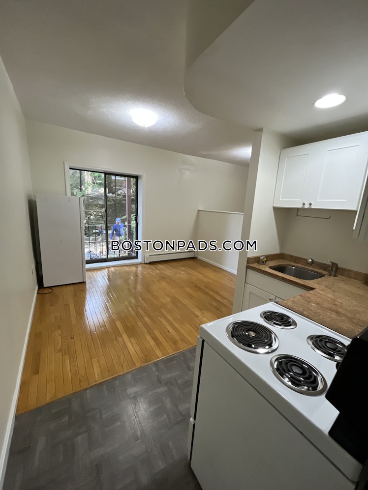 Wait St., Roxbury Crossing