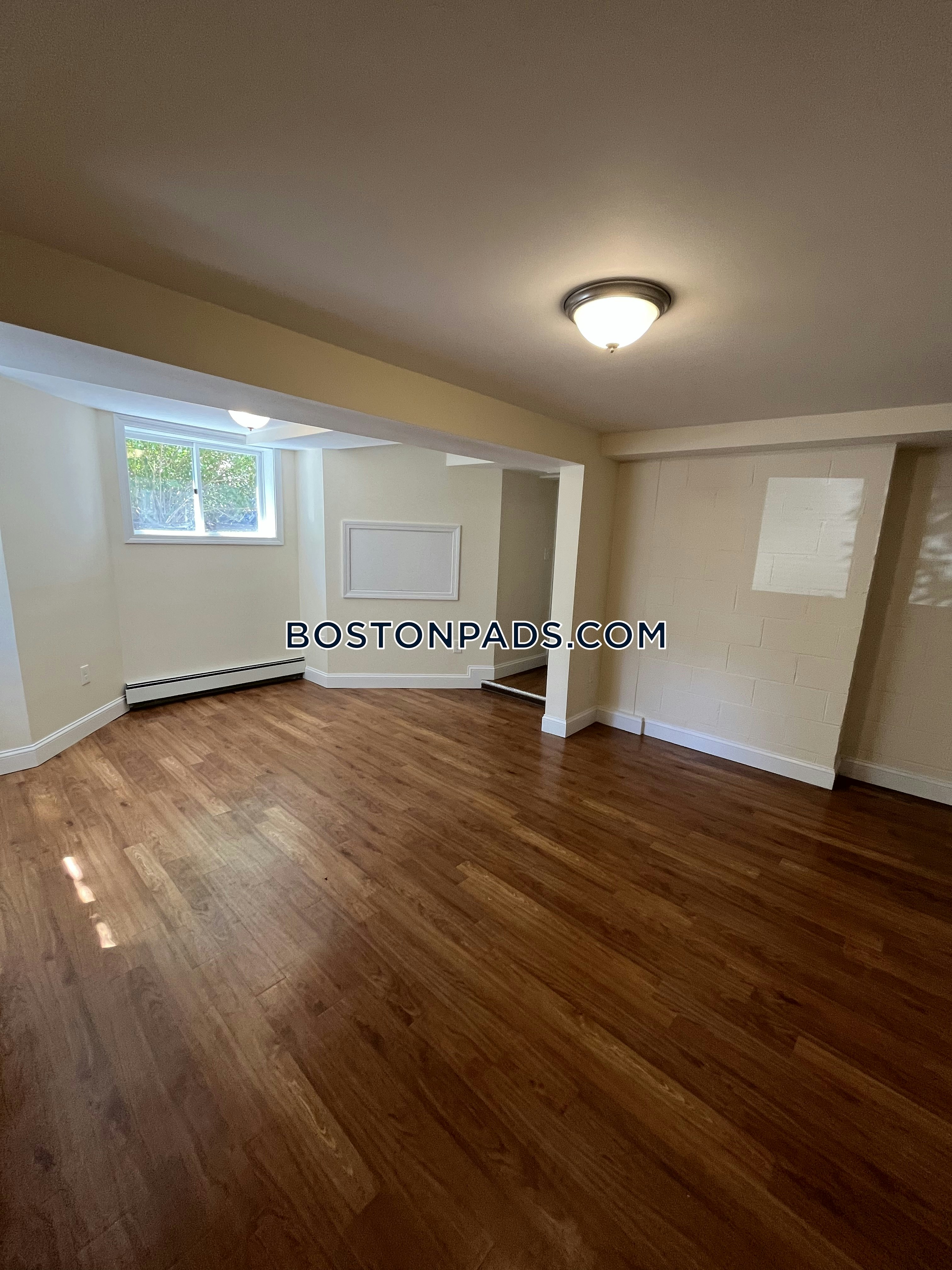 Harvard Square, Cambridge, MA - 2 Beds, 1 Bath - $3,100 - ID#8008559