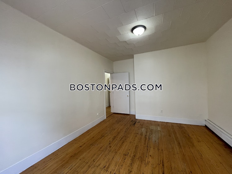 Torpie St., Roxbury Crossing