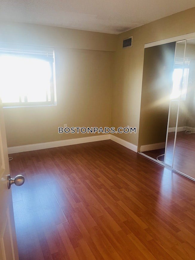 Boston - $3,850+ /mo