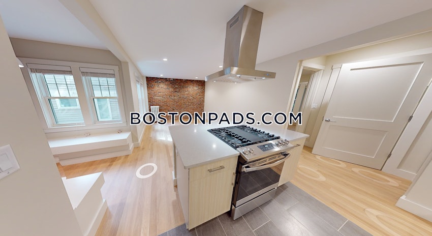 CAMBRIDGE - HARVARD SQUARE - 2 Beds, 1 Bath - Image 11