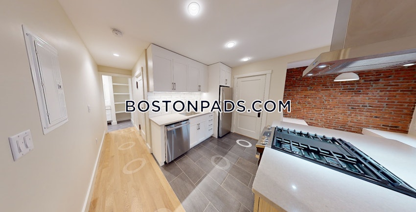 CAMBRIDGE - HARVARD SQUARE - 2 Beds, 1 Bath - Image 12