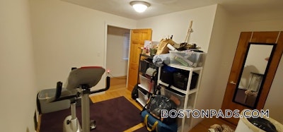 Cambridge 3 Bed 1 Bath CAMBRIDGE  Alewife - $2,700