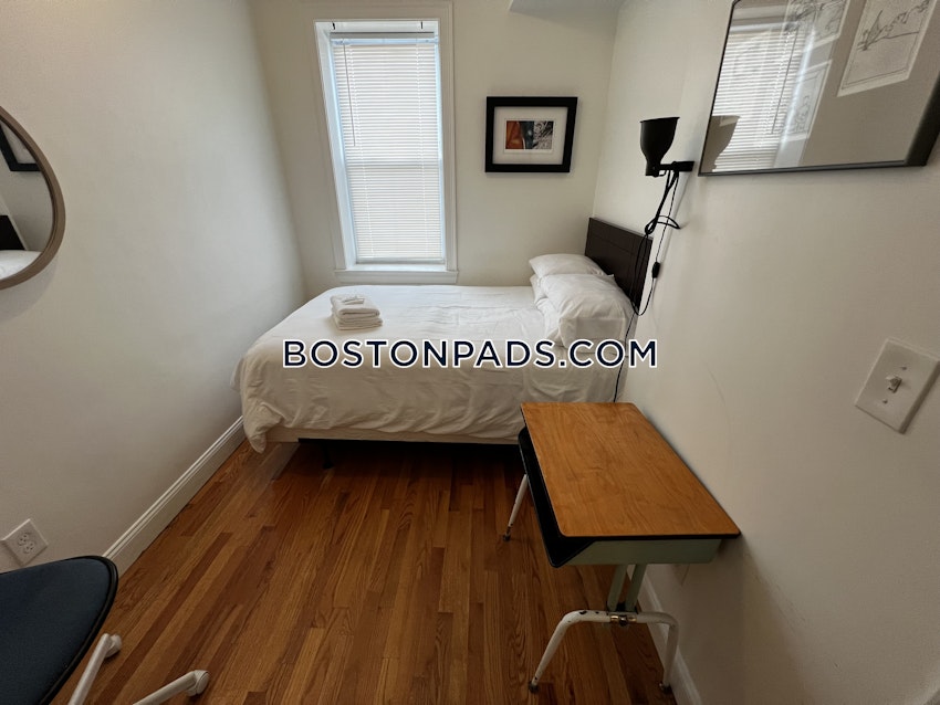 BOSTON - FORT HILL - 4 Beds, 1.5 Baths - Image 29