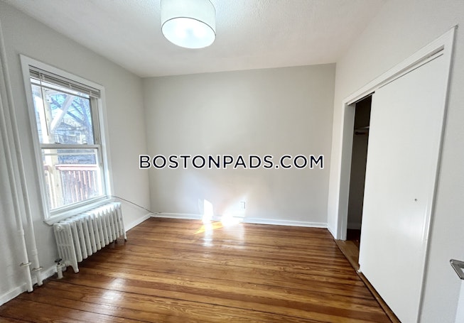 Boston - $3,800+ /mo