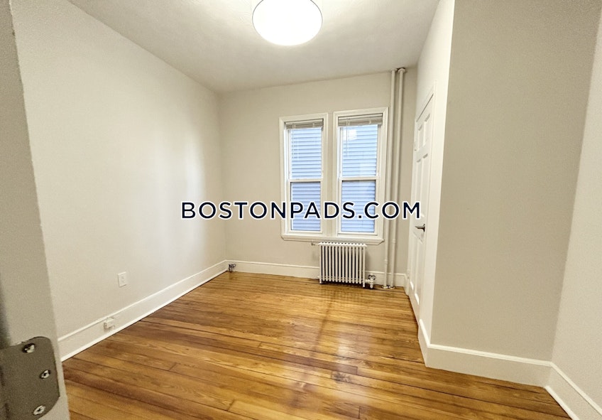 Boston - $3,800+ /month