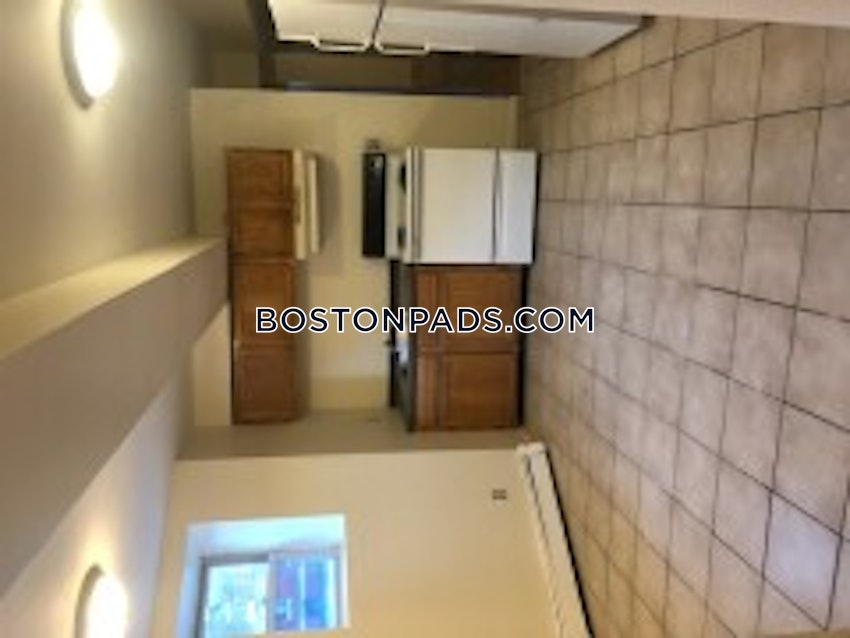 CAMBRIDGE - INMAN SQUARE - 3 Beds, 1 Bath - Image 1