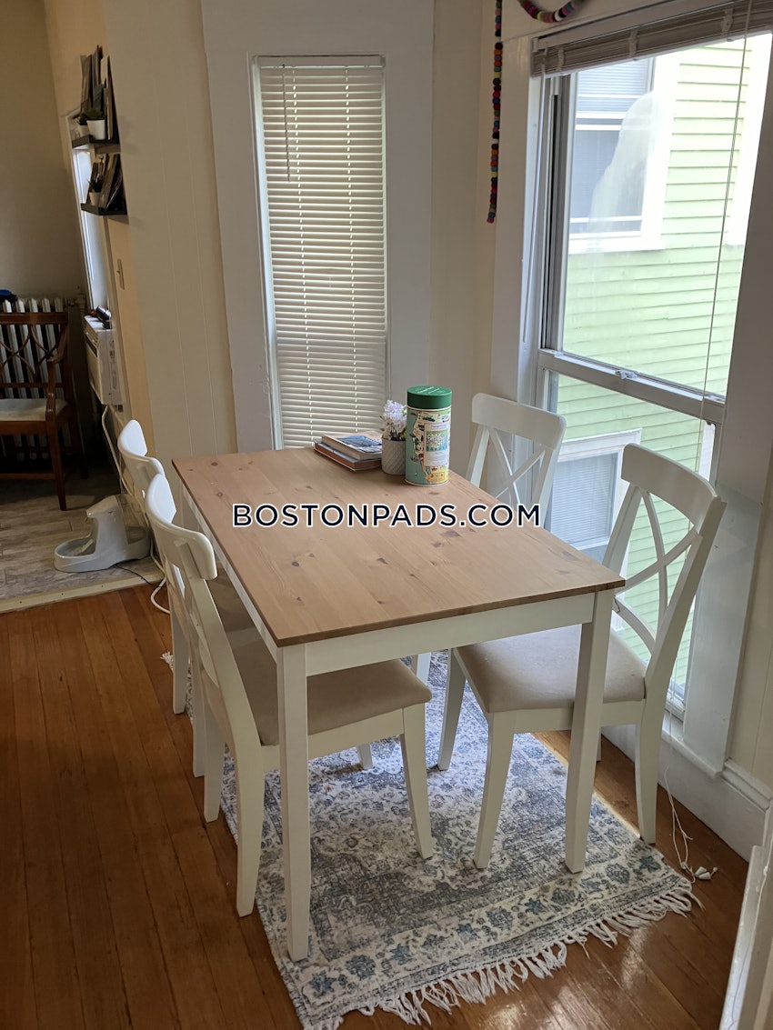 CAMBRIDGE - CENTRAL SQUARE/CAMBRIDGEPORT - 2 Beds, 1 Bath - Image 4