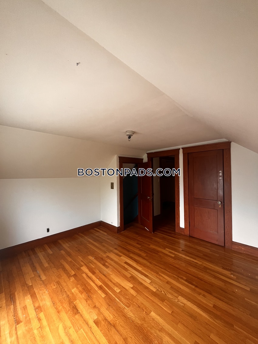 BOSTON - DORCHESTER - ASHMONT - 4 Beds, 2 Baths - Image 5