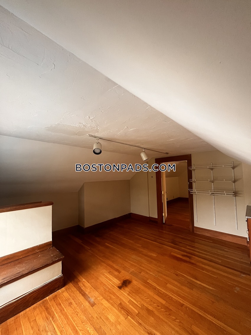 BOSTON - DORCHESTER - ASHMONT - 4 Beds, 2 Baths - Image 7