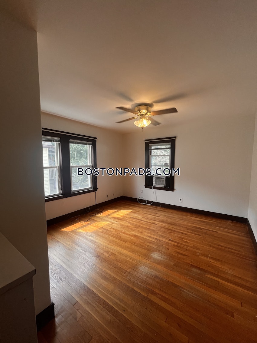 BOSTON - DORCHESTER - ASHMONT - 4 Beds, 2 Baths - Image 18