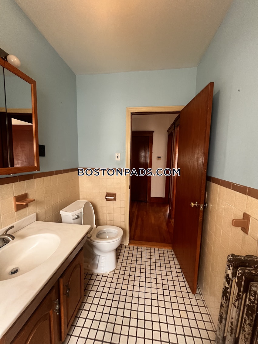 BOSTON - DORCHESTER - ASHMONT - 4 Beds, 2 Baths - Image 20