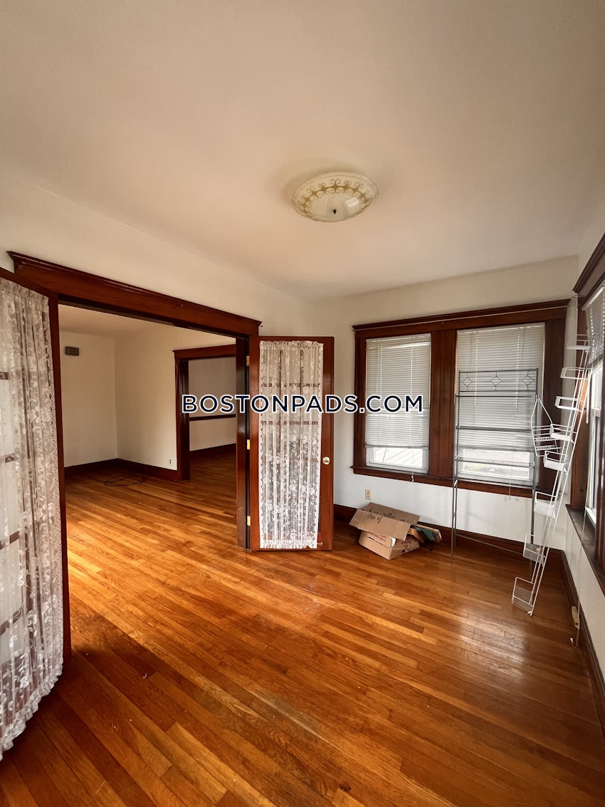 BOSTON - DORCHESTER - ASHMONT - 4 Beds, 2 Baths - Image 22