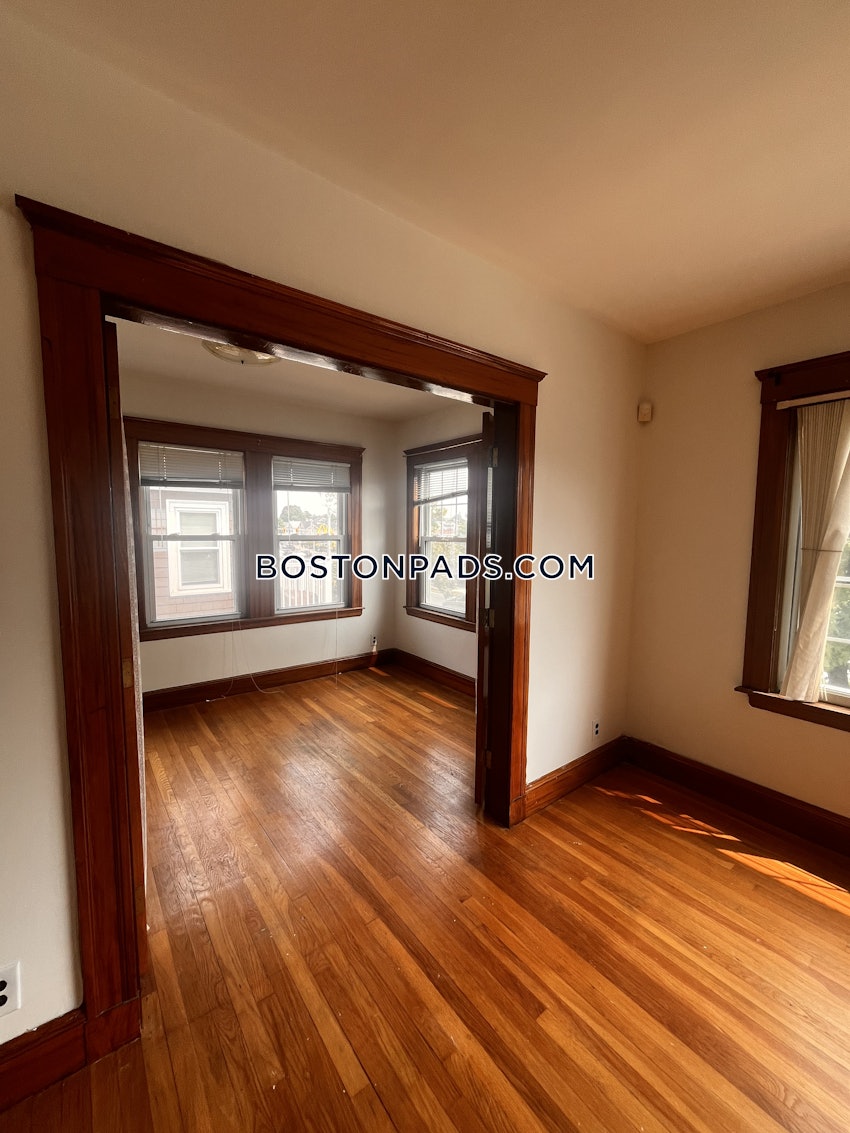 BOSTON - DORCHESTER - ASHMONT - 4 Beds, 2 Baths - Image 24