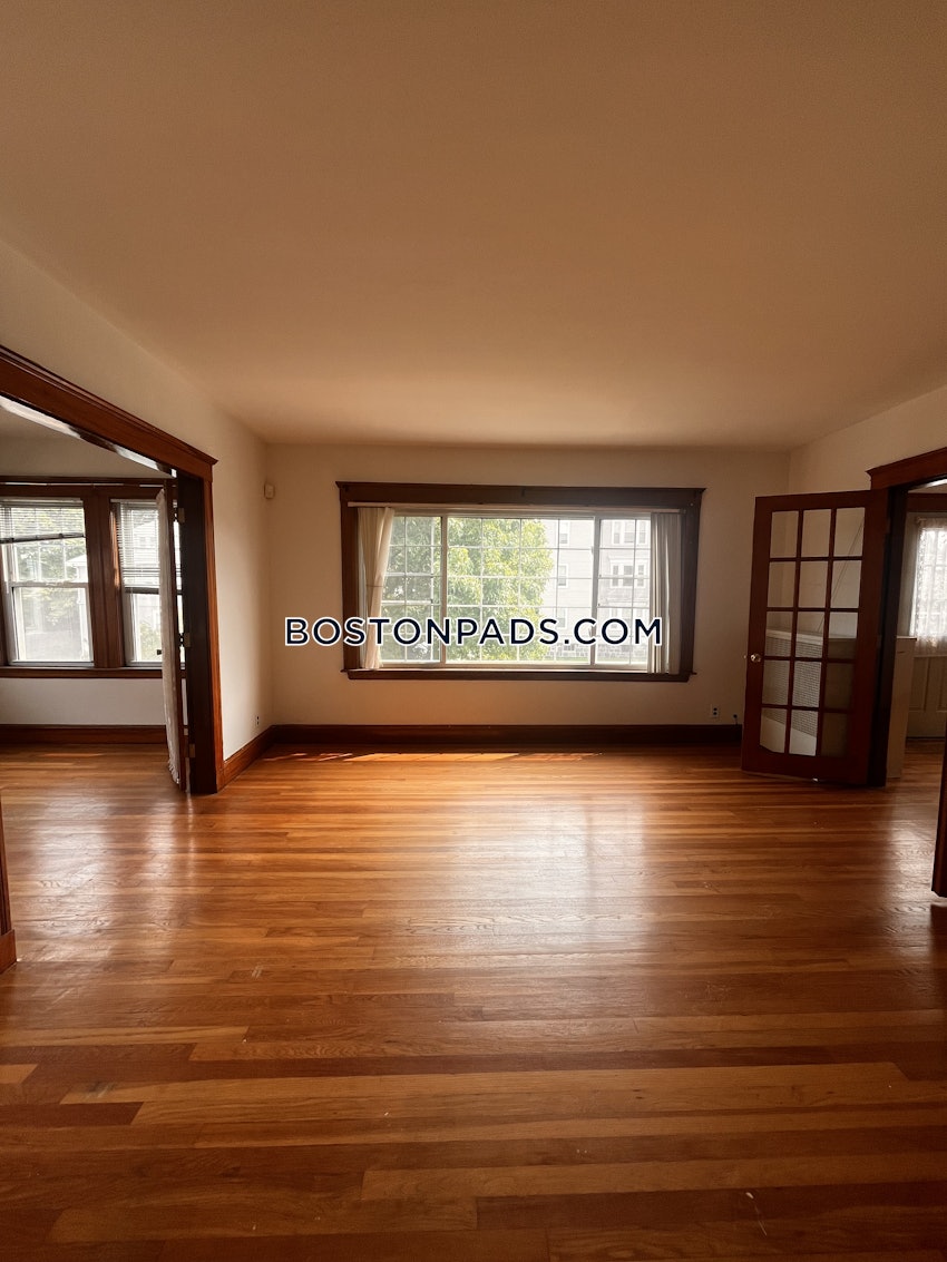 BOSTON - DORCHESTER - ASHMONT - 4 Beds, 2 Baths - Image 25