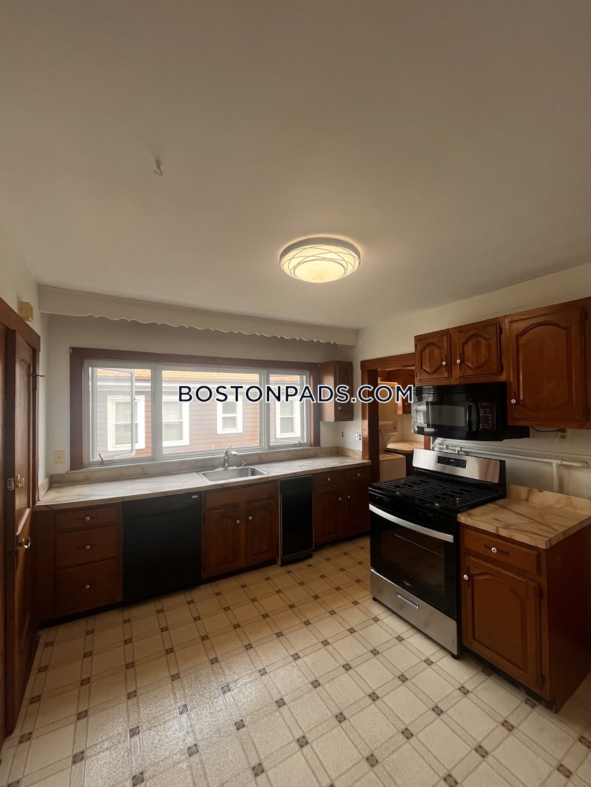 BOSTON - DORCHESTER - ASHMONT - 4 Beds, 2 Baths - Image 31